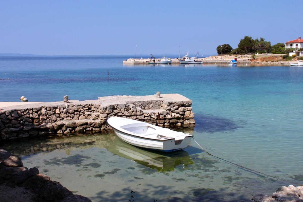 Apartments By The Sea Jakisnica, Pag - 21384 Lun  Εξωτερικό φωτογραφία