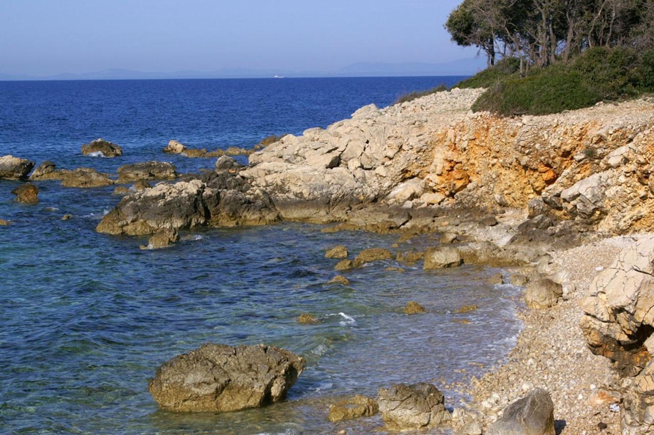 Apartments By The Sea Jakisnica, Pag - 21384 Lun  Εξωτερικό φωτογραφία