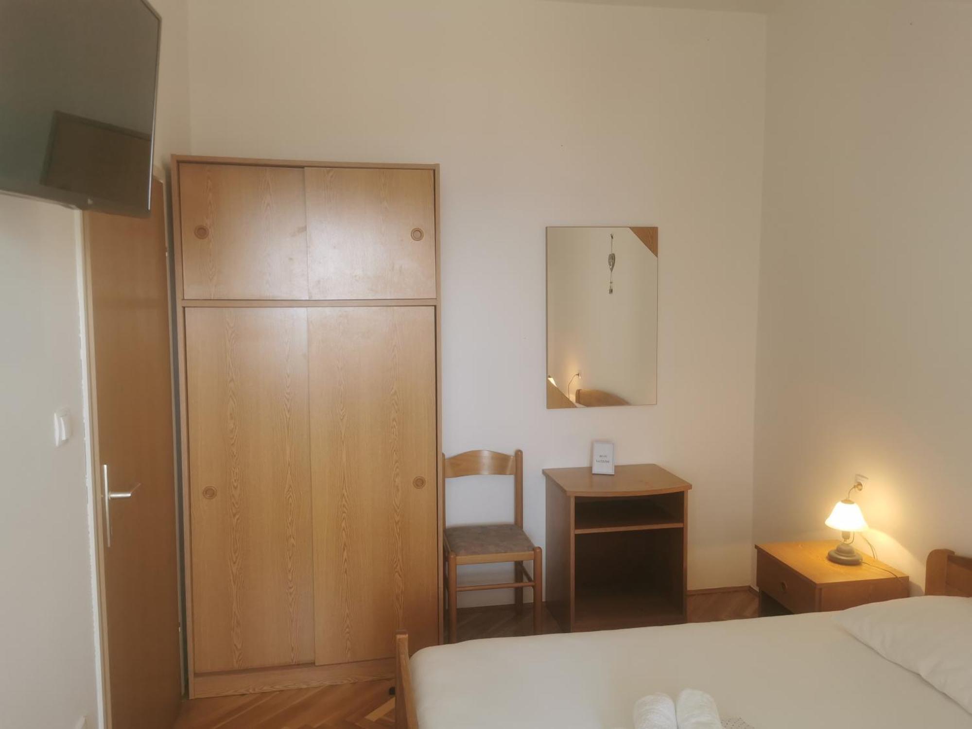 Apartments By The Sea Jakisnica, Pag - 21384 Lun  Δωμάτιο φωτογραφία
